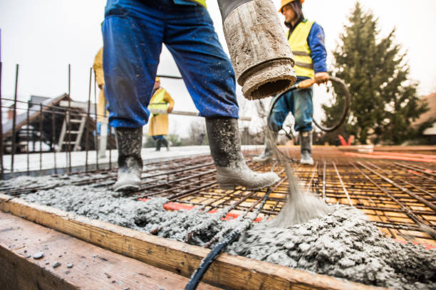 Best Concrete Sidewalk Installation  in Springfield, MO